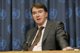 Mandelson, Peter

Komisr pre vonkaj obchod 

Peter Mandelson Komisr pre vonkaj obchod (2004 - 2009)sa narodil 21. oktbra 1953 vo Vekej Britnii. Vytudoval filozofiu, politick vedy a ekonmiu na St. Catherines College v Oxforde. V mladosti strvil rok v Tanznii a tto sksenos poznaila jeho postoj k vzvam svisiacim s bojom proti chudobe. Viedol britsk delegciu na historicky prvom stretnut Fra mldee Eurpskych spoloenstiev v trasburgu v roku 1979. 
Akademick karira

St. Catherines College (Oxford): odbory filozofia, politick vedy a ekonmia
Politick karira

1983 - riadite pre kampane a komunikciu Labouristickej strany (v roku 1997 bol manarom kampane Tonyho Blaira, ktor v tom roku vyhral voby)
1992 - 2004 len dolnej komory britskho Parlamentu
1998 - britsk ttny tajomnk pre obchod a priemysel
1999 - britsk ttny tajomnk pre Severn rsko
Mandelson je estnm predsedom Policy Network - eurpskej a medzinrodnej skupiny avicovch a stredo-avch expertov
od roku 2004 je lenom Eurpskej Komisie zodpovednm za vonkaj obchod
Aktivity na poste komisra Eurpskej Komisie vo funknom obdob 2004 - 2009

Je zodpovedn za portflio vonkaj obchod. Pod toto portflio spad Generlne riaditestvo Generlne riaditestv s administratvnym a technickm apartom Eurpskej komisie. truktra DG predstavuje pomerne rozsiahlu as eurpskej administratvy. lenenie DG pripomna do vekej miery lenenie vldnych radov. pre obchod.
Komisr Mandelson povauje obchod za jeden z nstrojov boja proti chudobe a od tohto jeho nzoru sa odvjaj aj jeho priority. V rmci vypoutia pred Eurpskym parlamentom v oktbri 2004 vyhlsil: Som presveden, e obchodn politika, ak sa sprvne vyuva, me vznamne prispie k hospodrskemu rozvoju vo svete, musme si vak uvedomi potreby tch najchudobnejch. 

