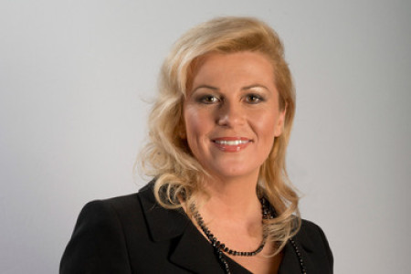 Foto :Opozin kandidtka Kolinda Grabarov Kitaroviov sa stala prvou chorvtskou prezidentkou.